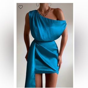 Runaway the label dress